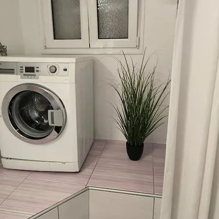 Apartment Colourful ! View ! Free Parking *