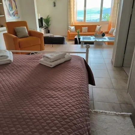 Colourful ! View ! Free Parking Kavala