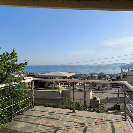 Apartment Colourful ! View ! Free Parking *