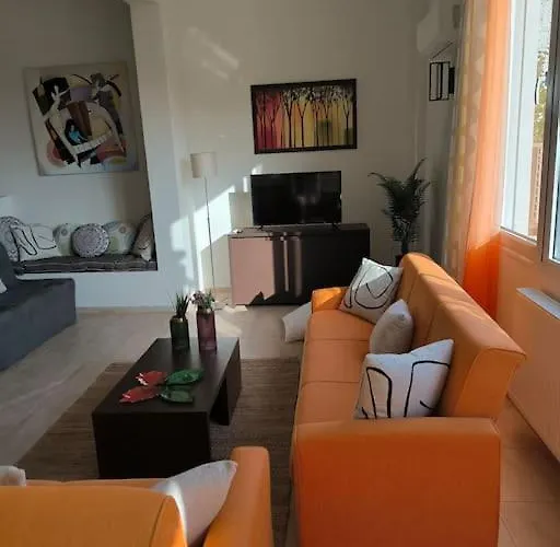 Colourful ! View ! Free Parking Cavala